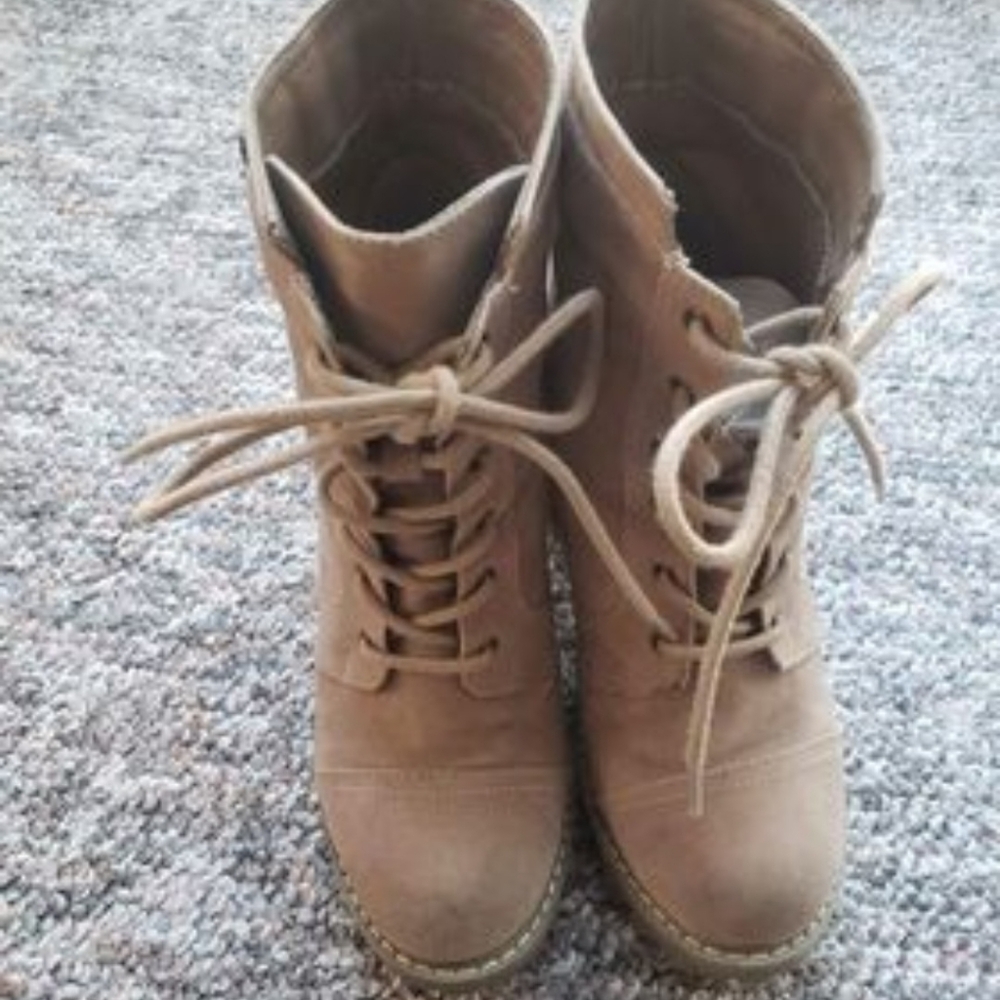 Faux suede Booties